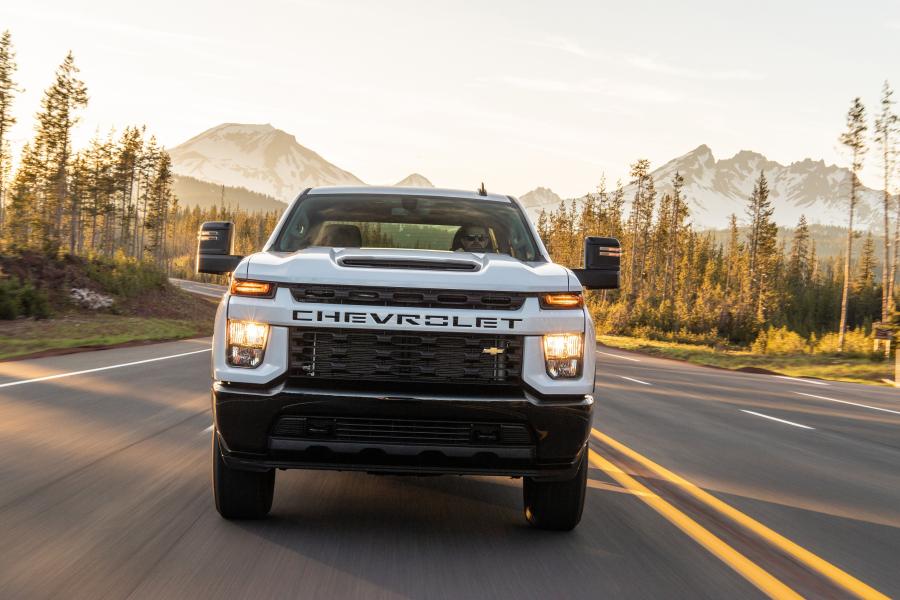  Chevrolet Silverado 2500 HD Custom Crew Cab 2019 года  (фото 16 из 40)